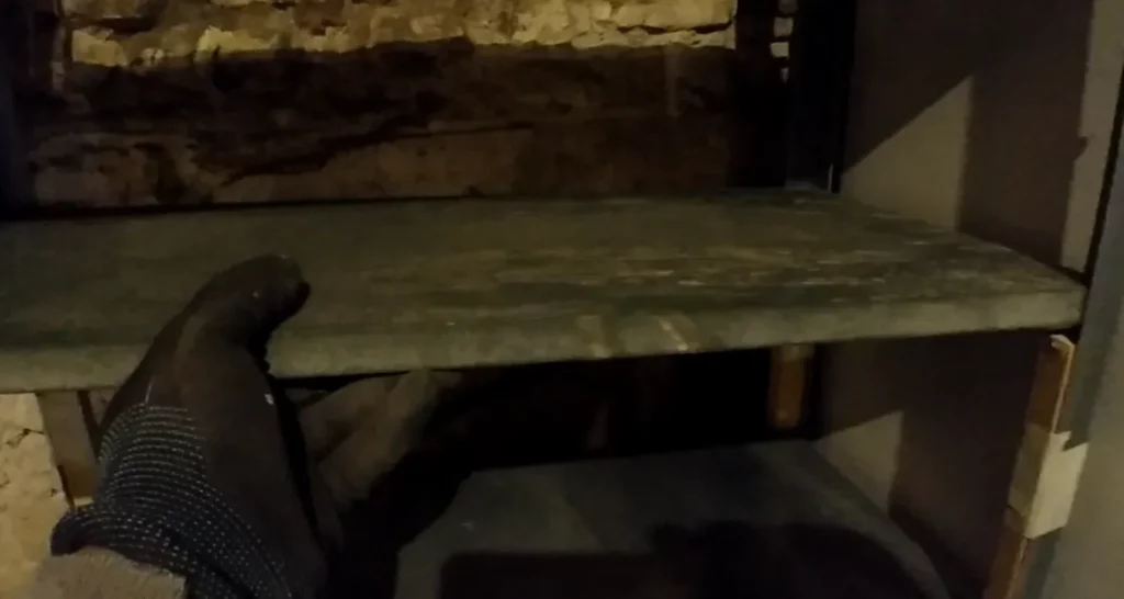 fabriquer des étagères et les mettre en place