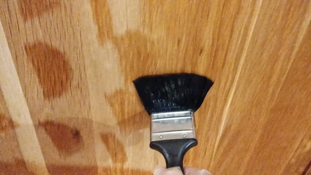 application sur la porte